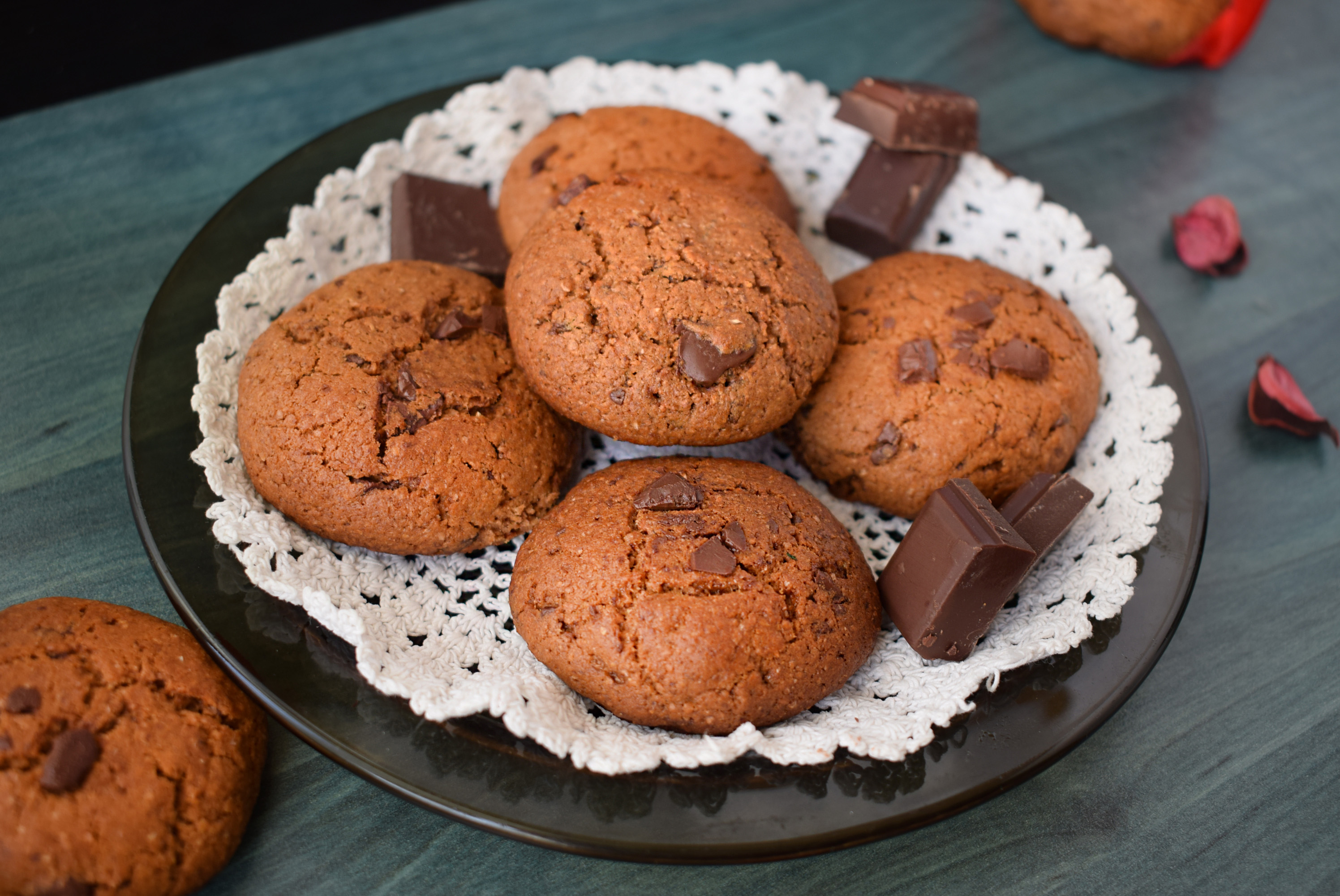 biscuiti cu faina integrala si ciocolata . wholewheat flour cookies with chocolate4