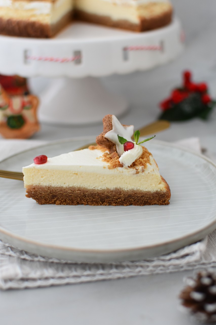 Cheesecake craciunistic - foodieopedia.ro