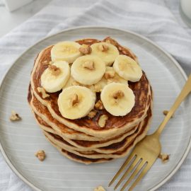 American pancakes cu banane - foodieopedia.ro